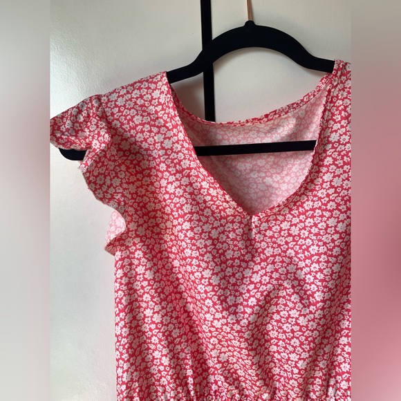 Bnwot tags pink & white floral tiered maxi dress size small - Picture 4 of 5